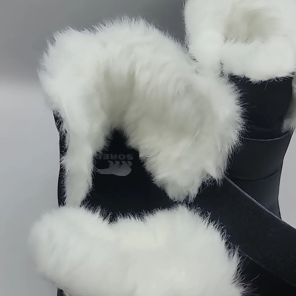 Sorel children's Whitney double strap insulated boots. Size 12c